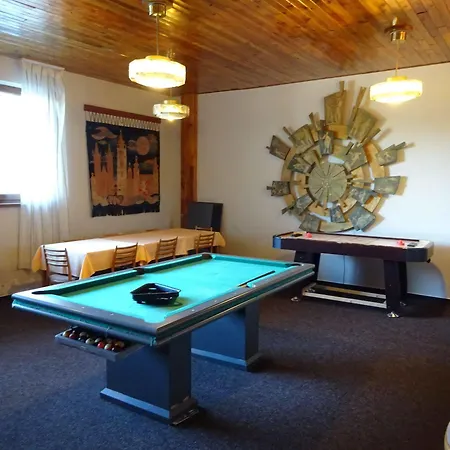 Hotel Emerich 3*